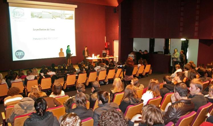 Amphi